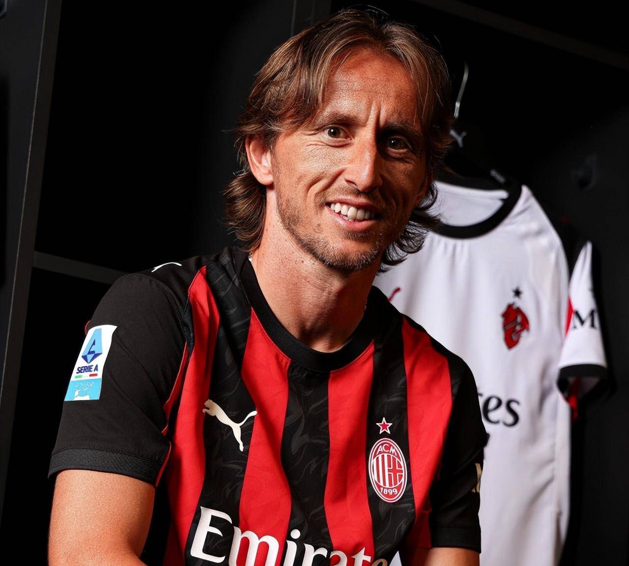 挪威客场4-1逆转意大利全胜晋级世界杯正赛，哈兰德梅开二度