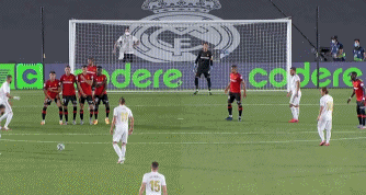 英超半场：阿德利、亚当斯破门，伯恩茅斯暂2-1桑德兰