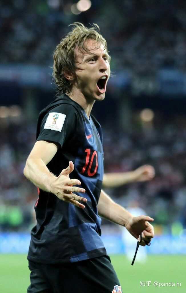 足球报：邵佳一确认当选中国国家队新任主帅！