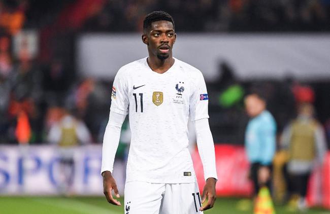 卡卡：对世界杯最美好的回忆是触碰奖杯；很期待新的赛制