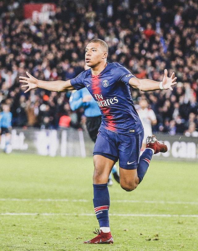 阿夫迪亚本赛季第11次25+5+5，仅次于约基奇&东契奇